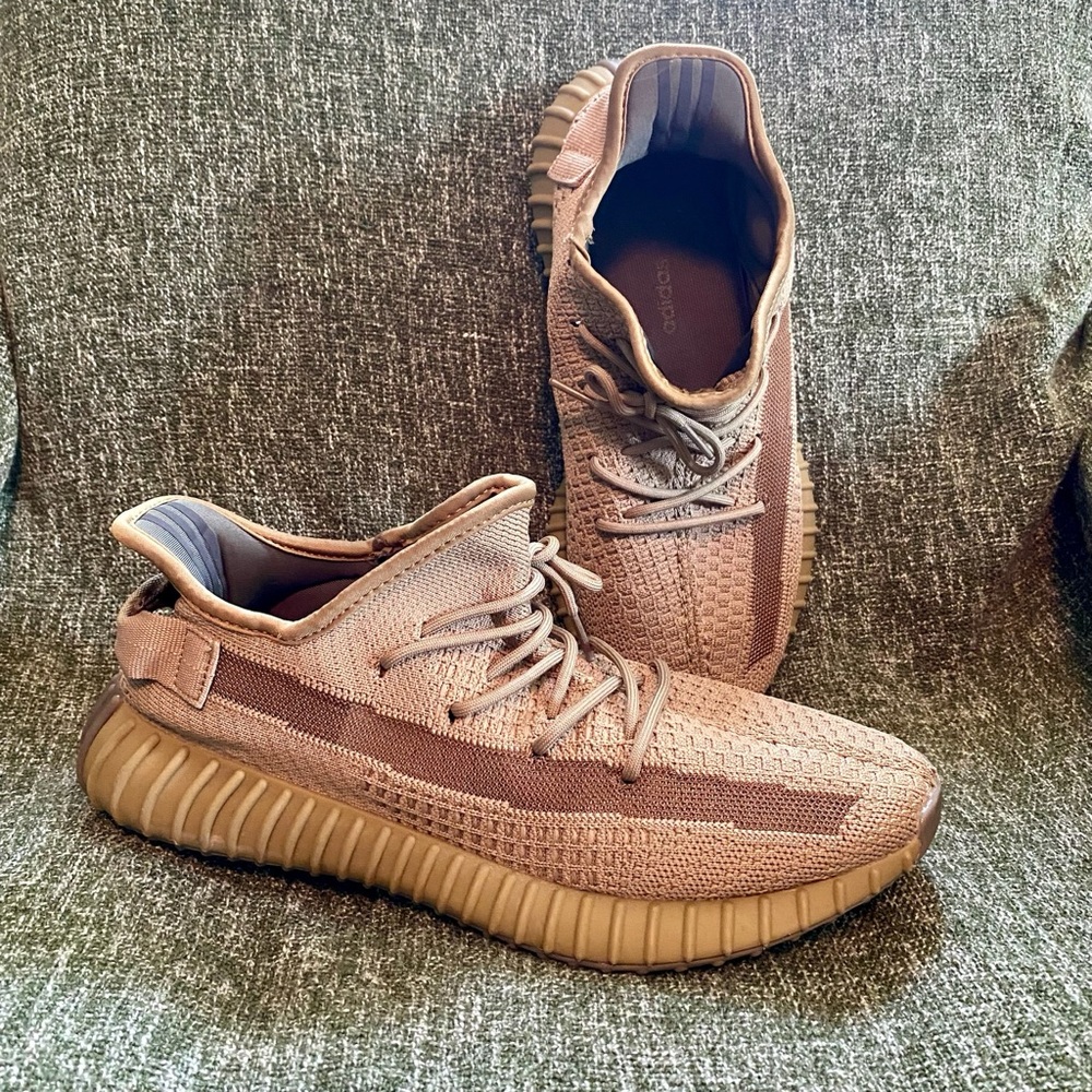 Adidas Yeezy Boost 350 V2 - size 10